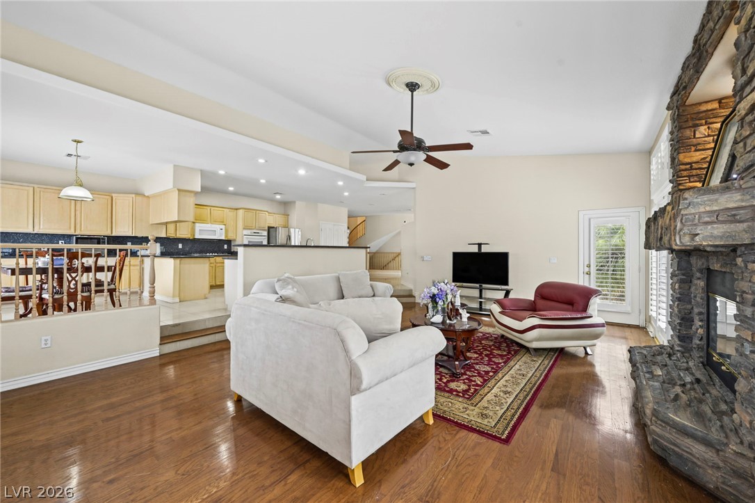 Photo 11 of 72, 7611 Leybourne Court