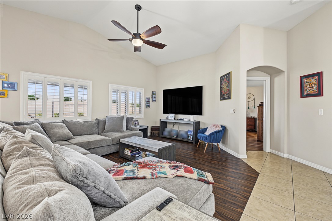 Photo 8 of 42, 4604 Sea Dream Avenue