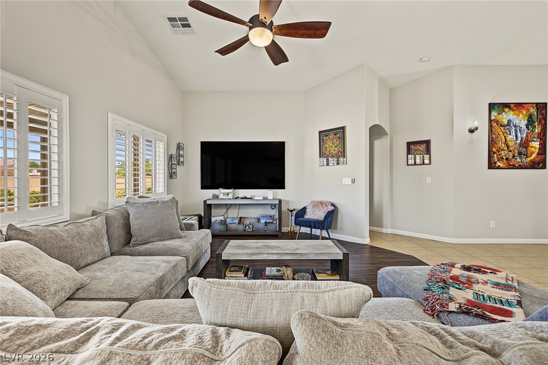 Photo 9 of 42, 4604 Sea Dream Avenue