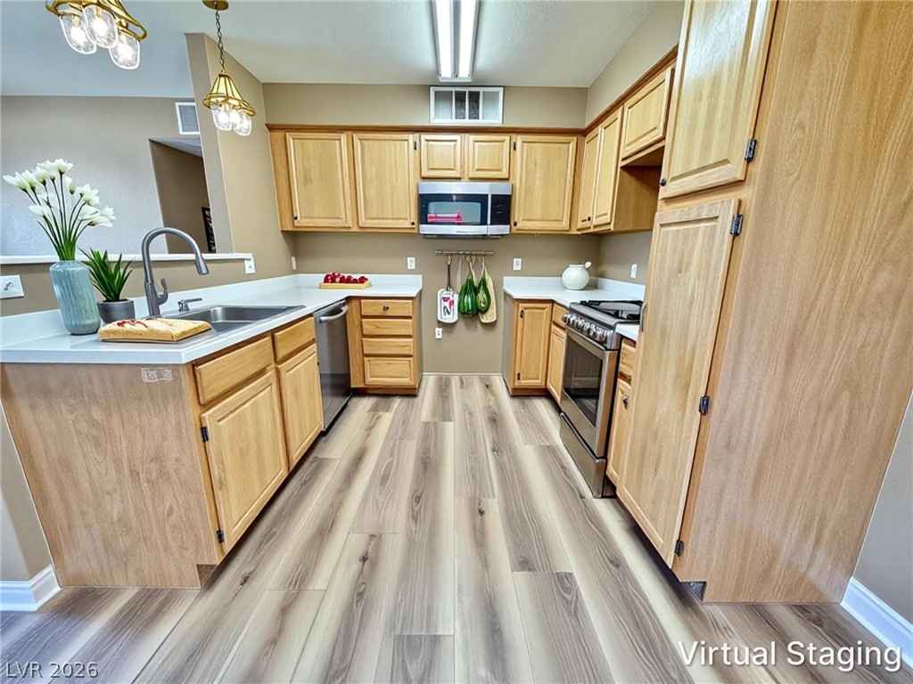 Photo 7 of 30, 5710 E Tropicana Avenue #2143