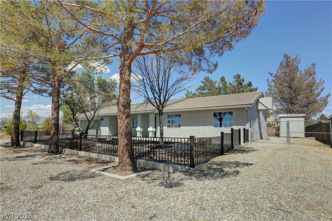 Photo 2 of 3471 S Adobe Court