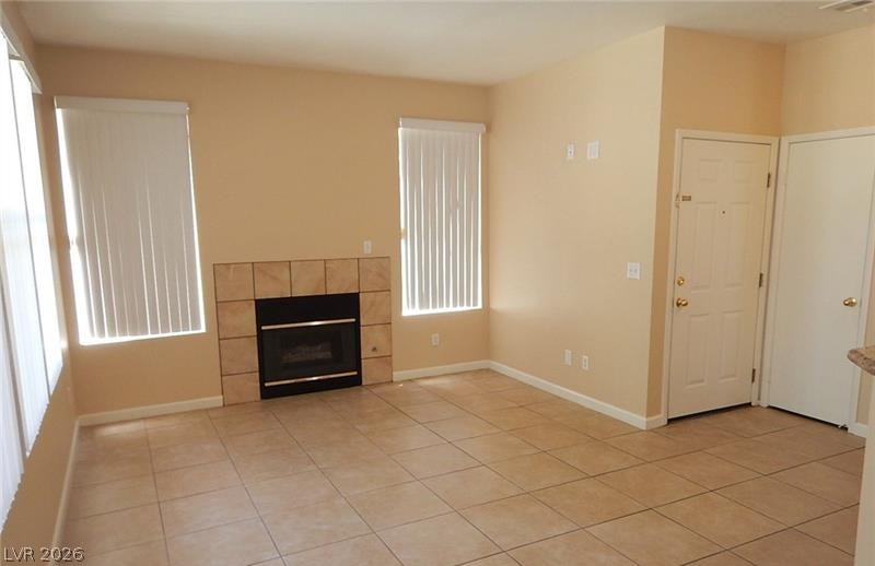 Photo 4 of 251 S Green Valley Parkway #4414