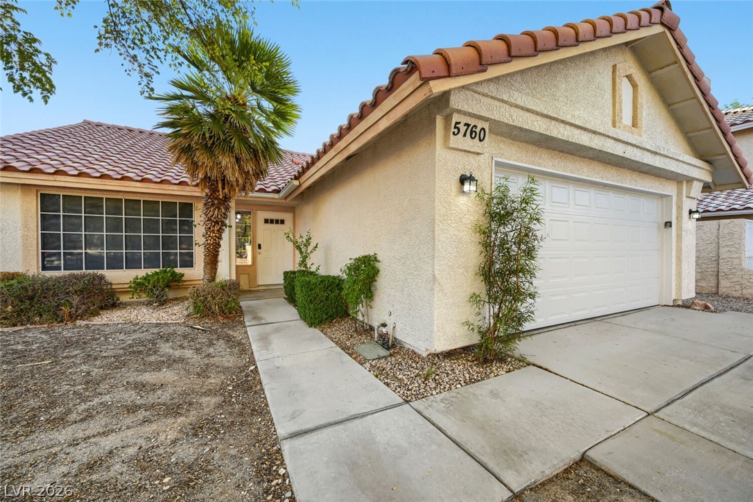 Photo 3 of 5760 Spindletree Lane