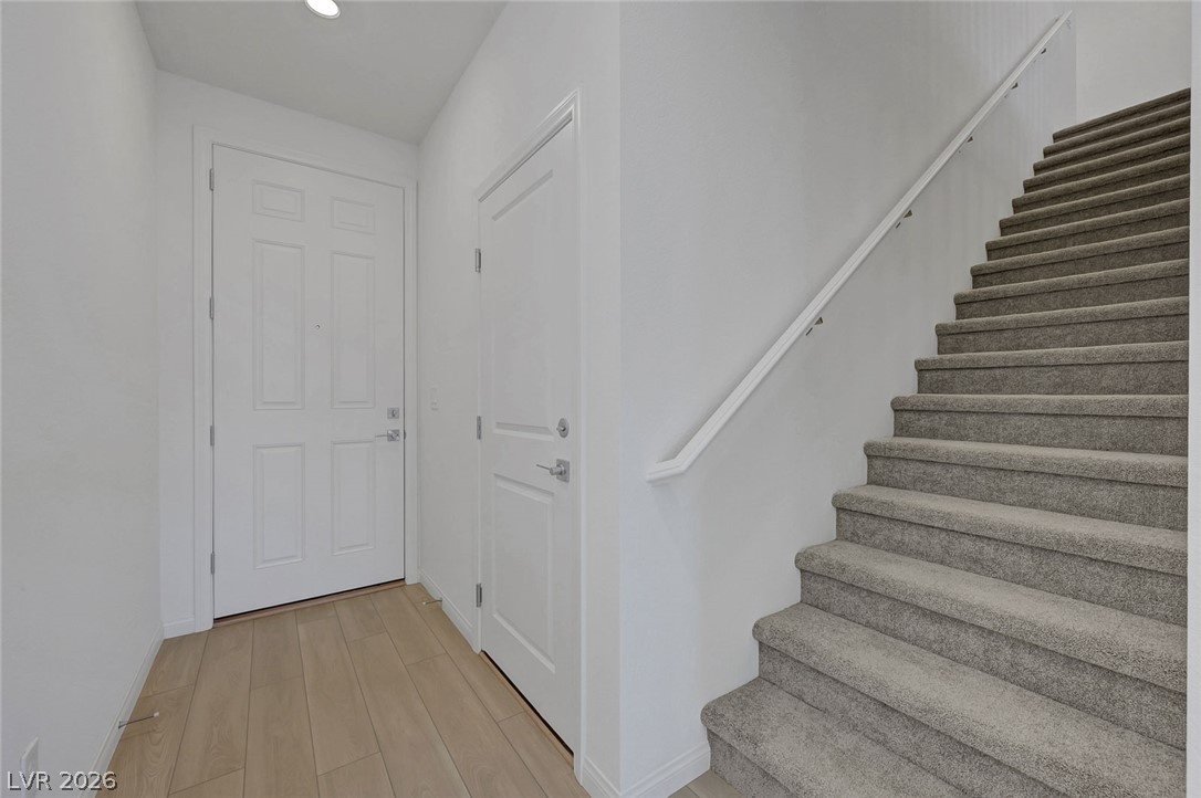 Photo 5 of 7086 Parkallen Avenue