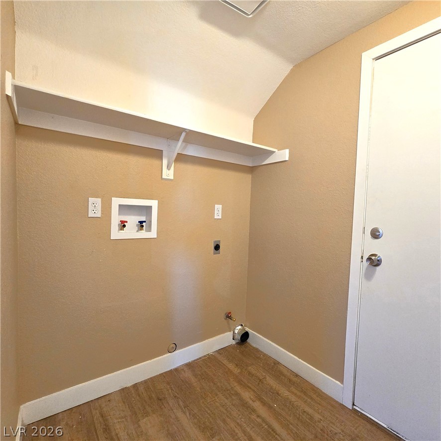Photo 9 of 19, 8704 Cypresswood Avenue