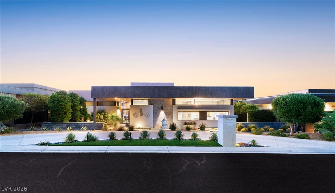 671 Scenic Rim Drive, Henderson 89012