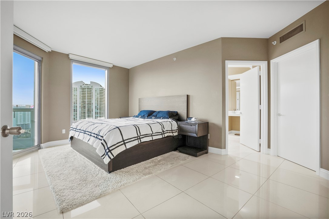 Photo 17 of 52, 222 Karen Avenue #2607