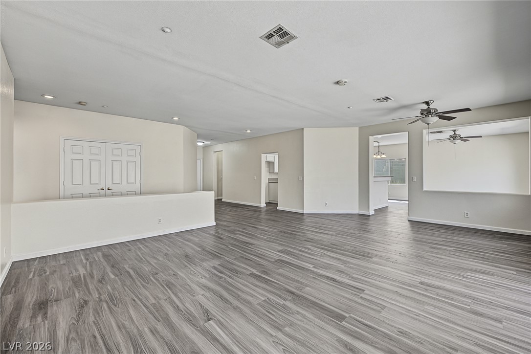 Photo 6 of 35, 321 John Henry Drive