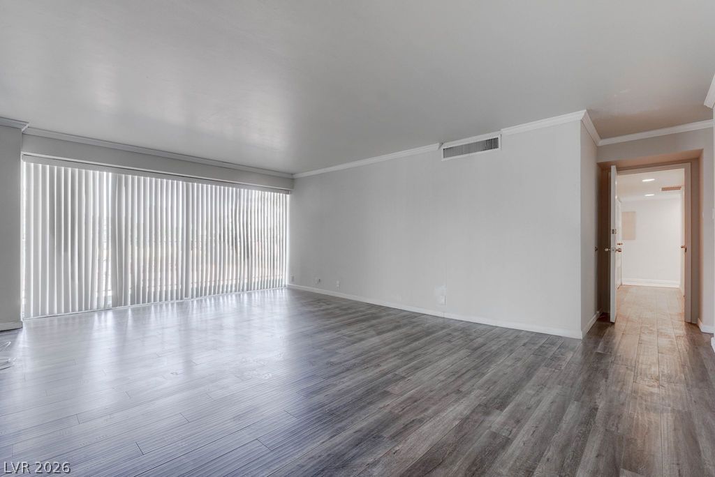 Photo 17 of 38, 3111 Bel Air Drive #3A