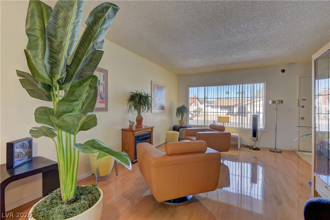 Photo 4 of 7027 Westbrook Avenue