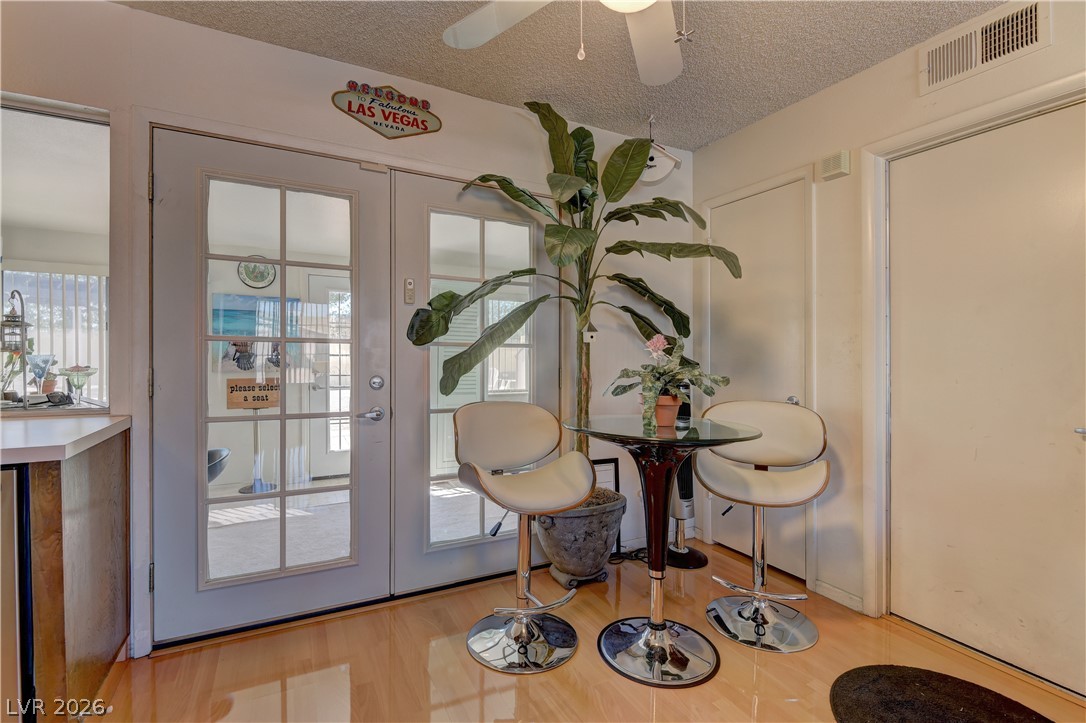 Photo 5 of 7027 Westbrook Avenue