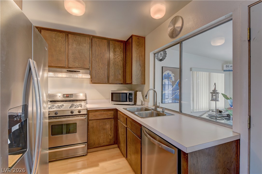 Photo 6 of 24, 7027 Westbrook Avenue