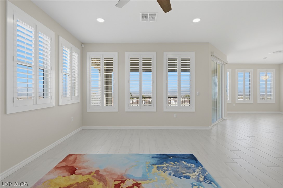 Photo 49 of 93, 2555 Hampton Road #7304
