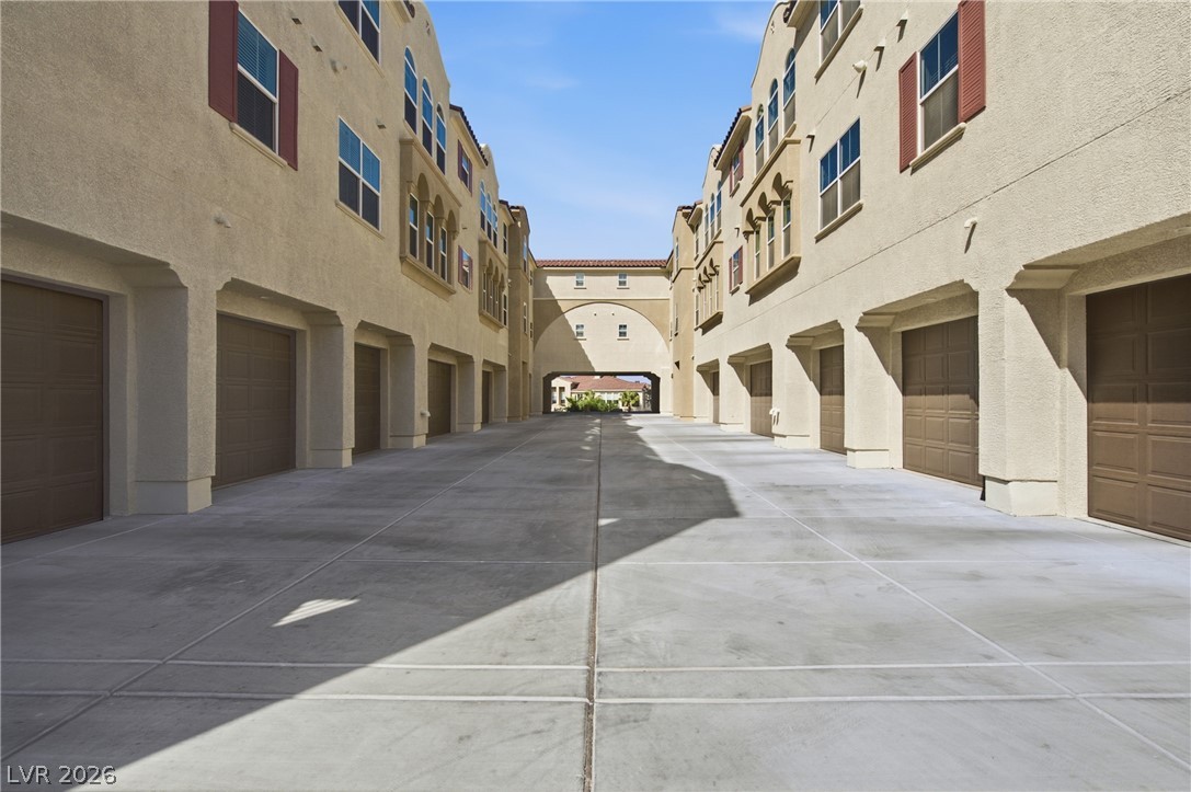 Photo 22 of 93, 2555 Hampton Road #7304