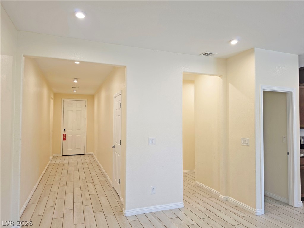 Photo 3 of 3603 E Polk Avenue