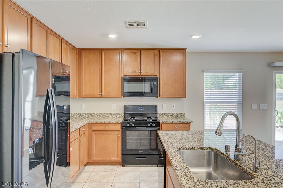 Photo 13 of 37, 9228 Harbin Avenue