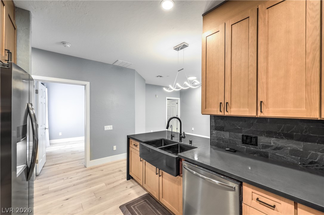 Photo 9 of 37, 8324 W Charleston Boulevard #2022