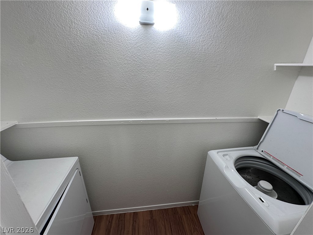 Photo 21 of 25, 7570 W Flamingo Road #215