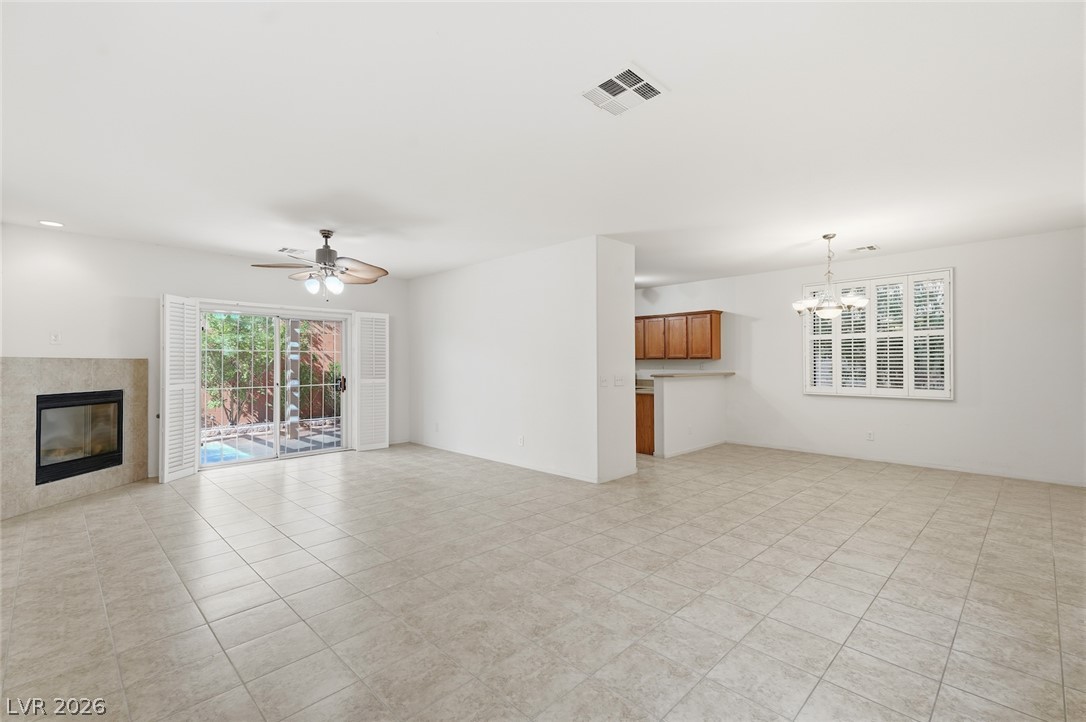 Photo 5 of 8937 Veneroso Street