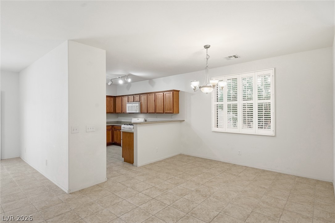 Photo 11 of 31, 8937 Veneroso Street