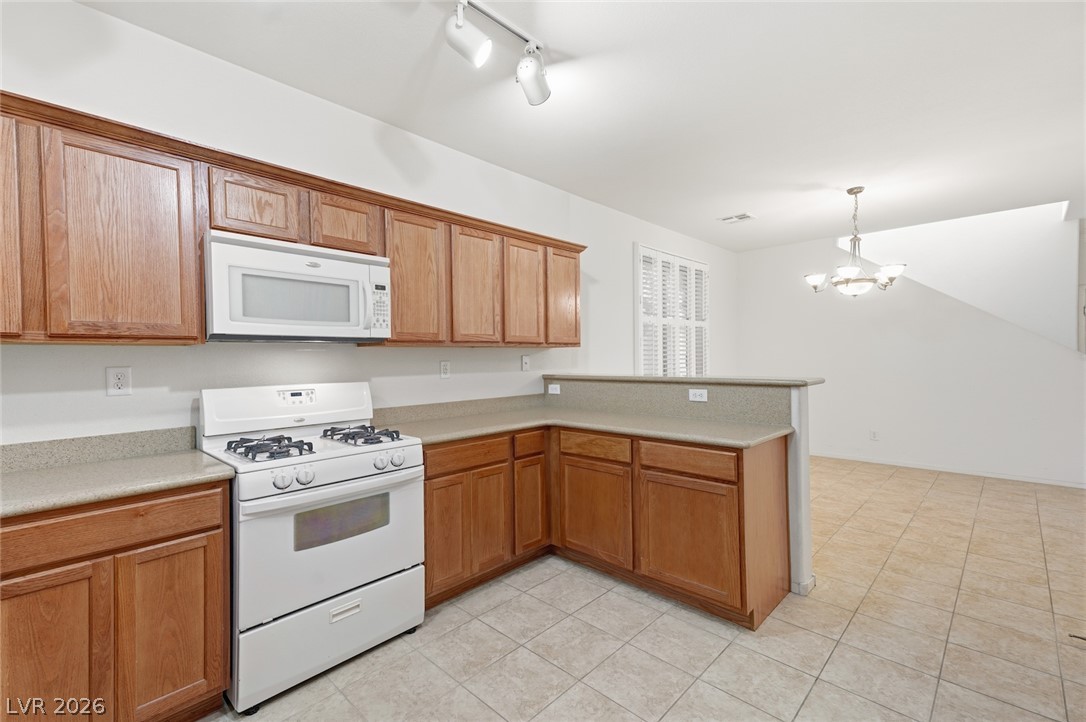 Photo 17 of 31, 8937 Veneroso Street