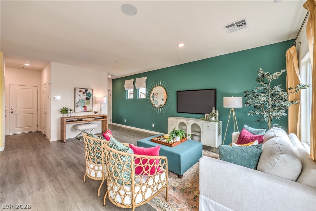 Photo 5 of 1204 Sun Parakeet Drive