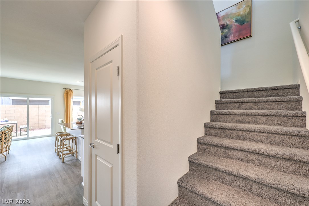 Photo 14 of 42, 1204 Sun Parakeet Drive