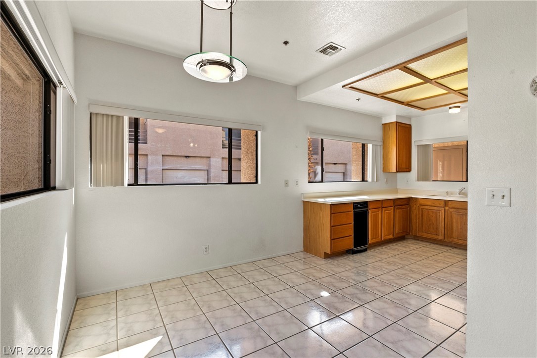 Photo 7 of 34, 3827 Desert Marina Drive #211