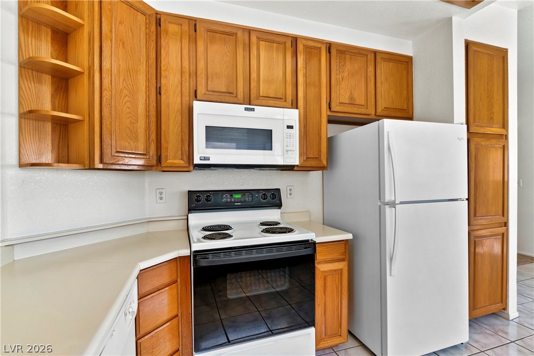 Photo 11 of 34, 3827 Desert Marina Drive #211
