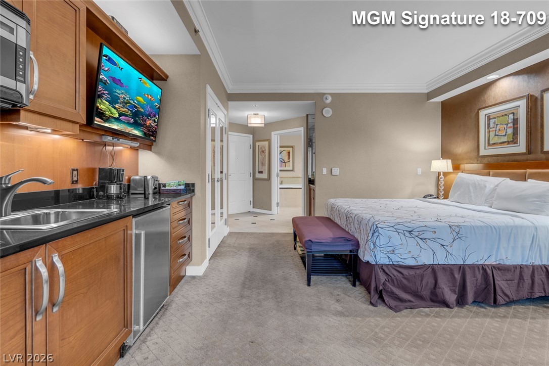 Photo 25 of 44, 135 E Harmon Avenue #1809