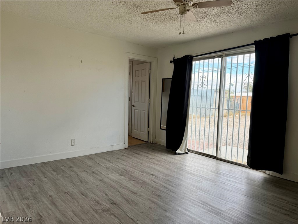 Photo 4 of 394 N 15th Street