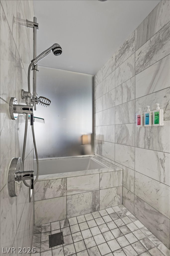 Photo 20 of 42, 4381 W Flamingo Road #5112