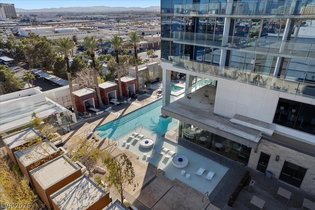 Photo 36 of 42, 4381 W Flamingo Road #5112