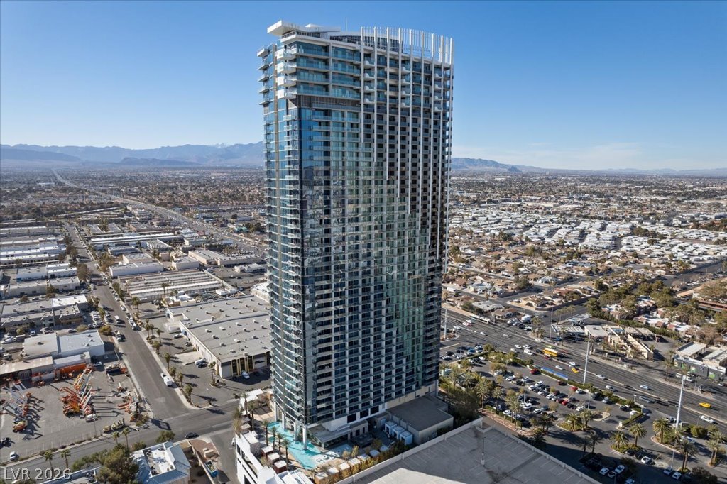 Photo 38 of 42, 4381 W Flamingo Road #5112