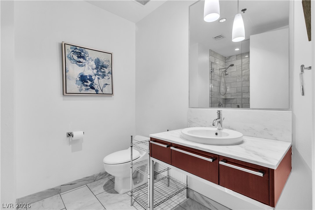 Photo 16 of 22, 4471 Dean Martin Drive #606