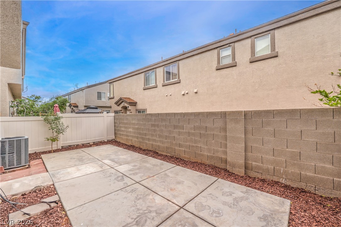Photo 27 of 44, 6346 Rusticated Stone Avenue #103