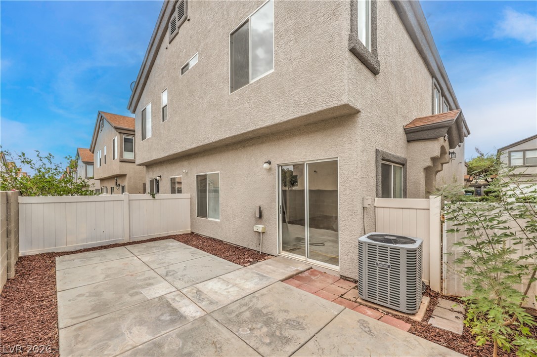 Photo 29 of 44, 6346 Rusticated Stone Avenue #103