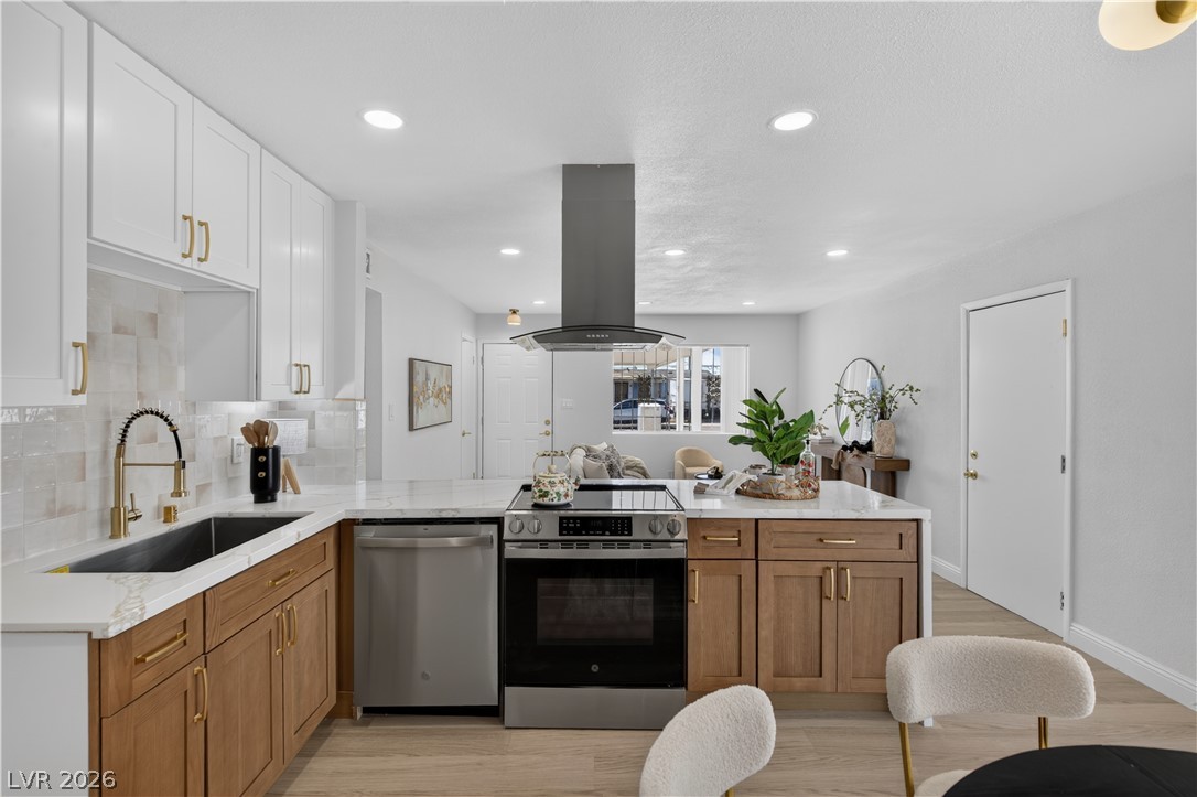 708 Van Ert Avenue, North Las Vegas