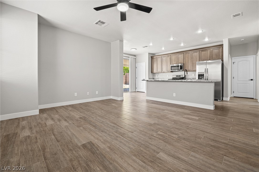Photo 5 of 1078 Silver Star Street