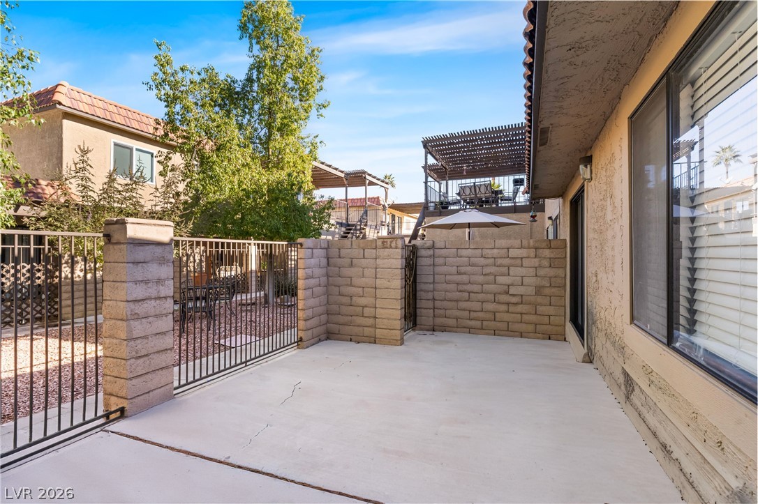 Photo 33 of 40, 735 Apple Tree Court
