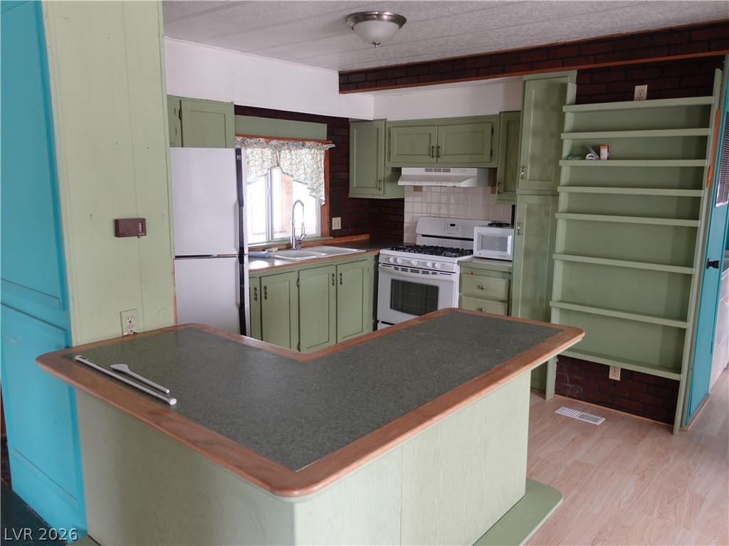 Photo 9 of 48, 1780 Cicchi Street