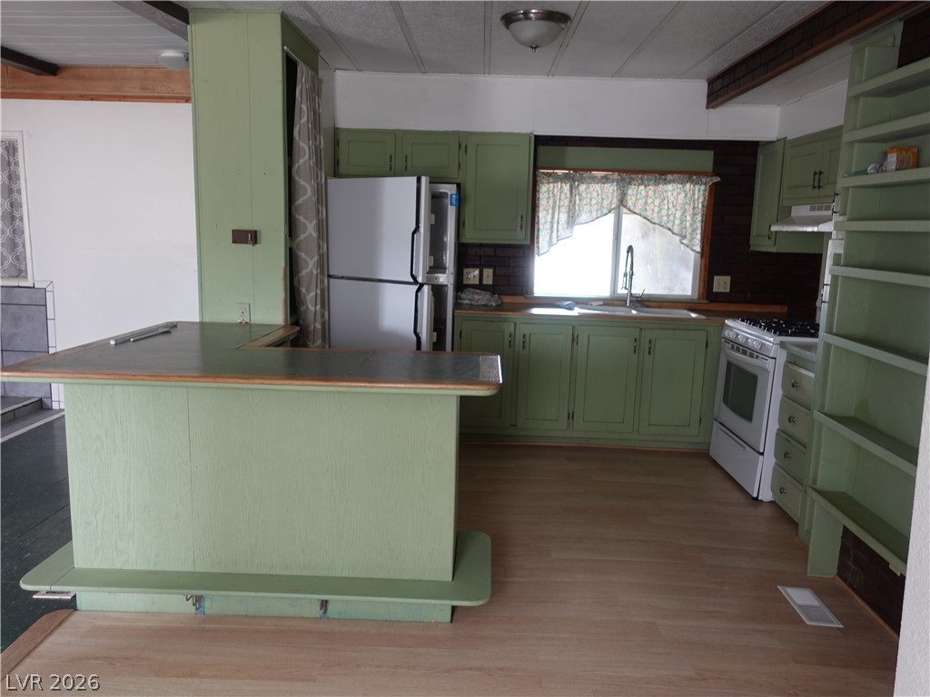 Photo 10 of 48, 1780 Cicchi Street