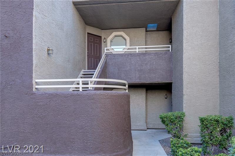 Photo 2 of 5020 S Rainbow Boulevard #204