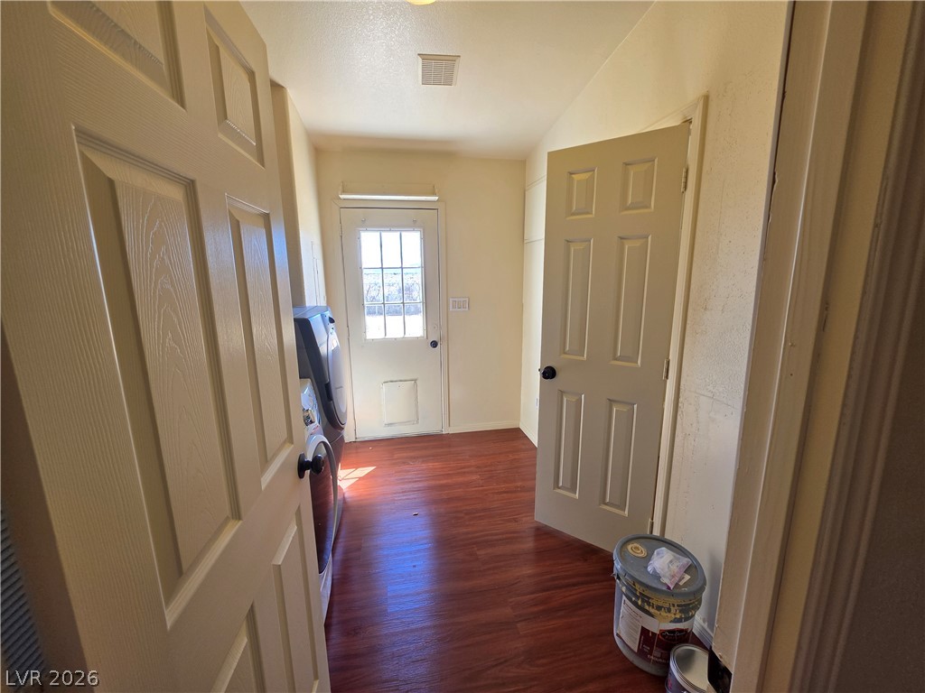 Photo 18 of 24, 221 W Starlight Drive #2