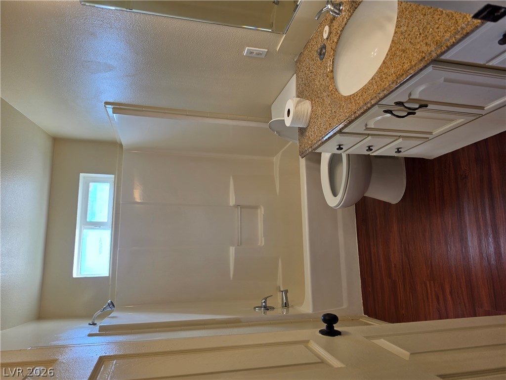 Photo 19 of 24, 221 W Starlight Drive #2