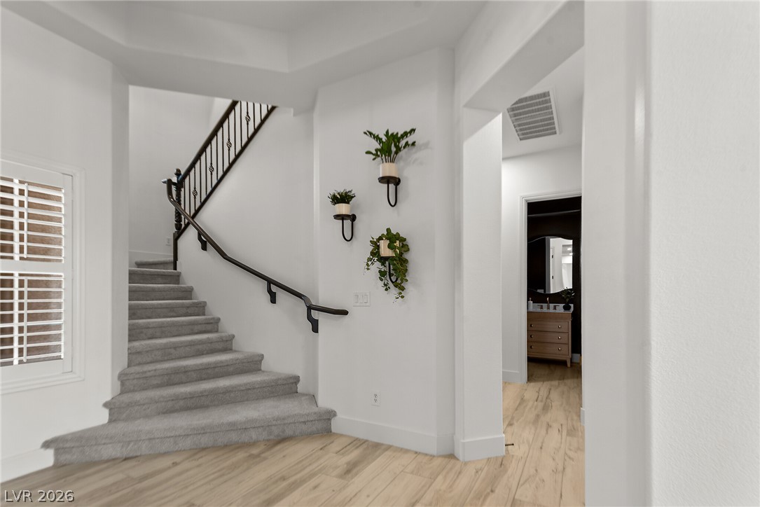 Photo 32 of 98, 10721 BERINGER Drive