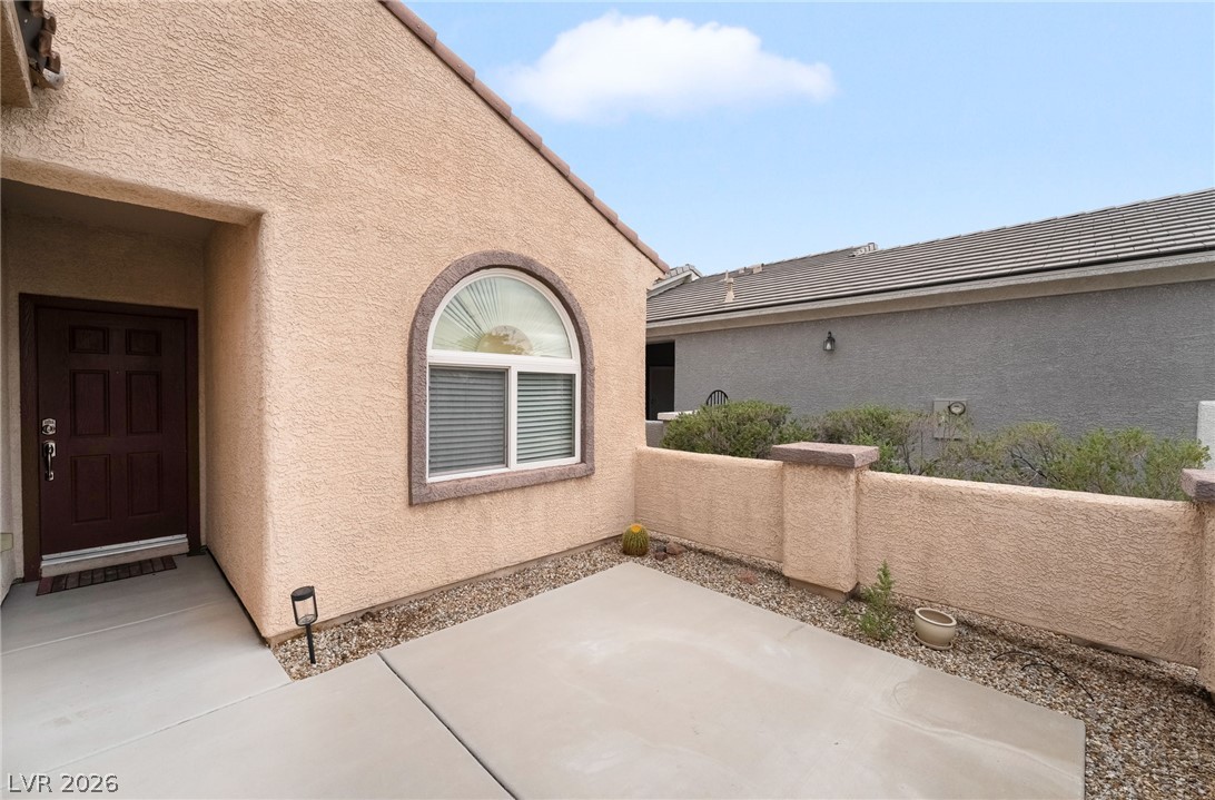 Photo 9 of 41, 2572 Lockerbie Street