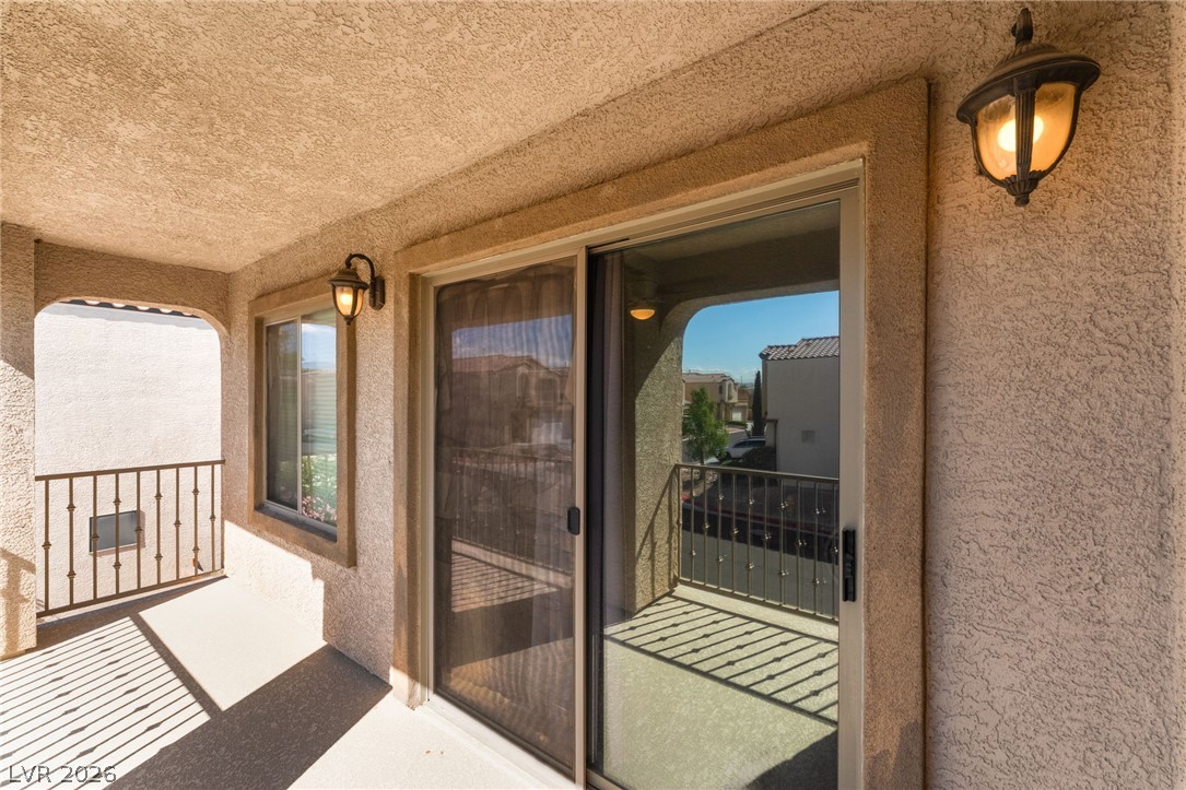 Photo 22 of 38, 4958 Lavaliere Avenue