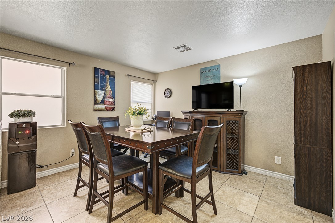Photo 9 of 36, 2752 Wild Cactus Court