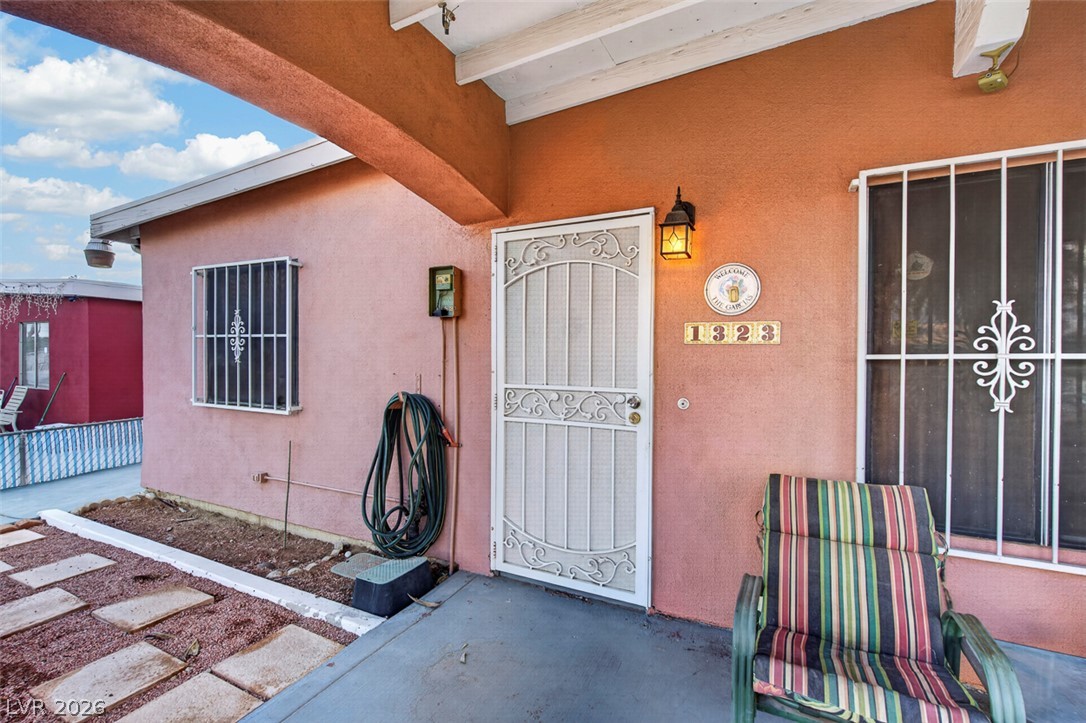 Photo 5 of 1323 Maui Street